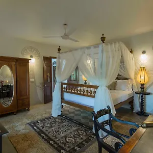 https://the-hermitage-by-edwards-collection.kandyhotelsnow.com